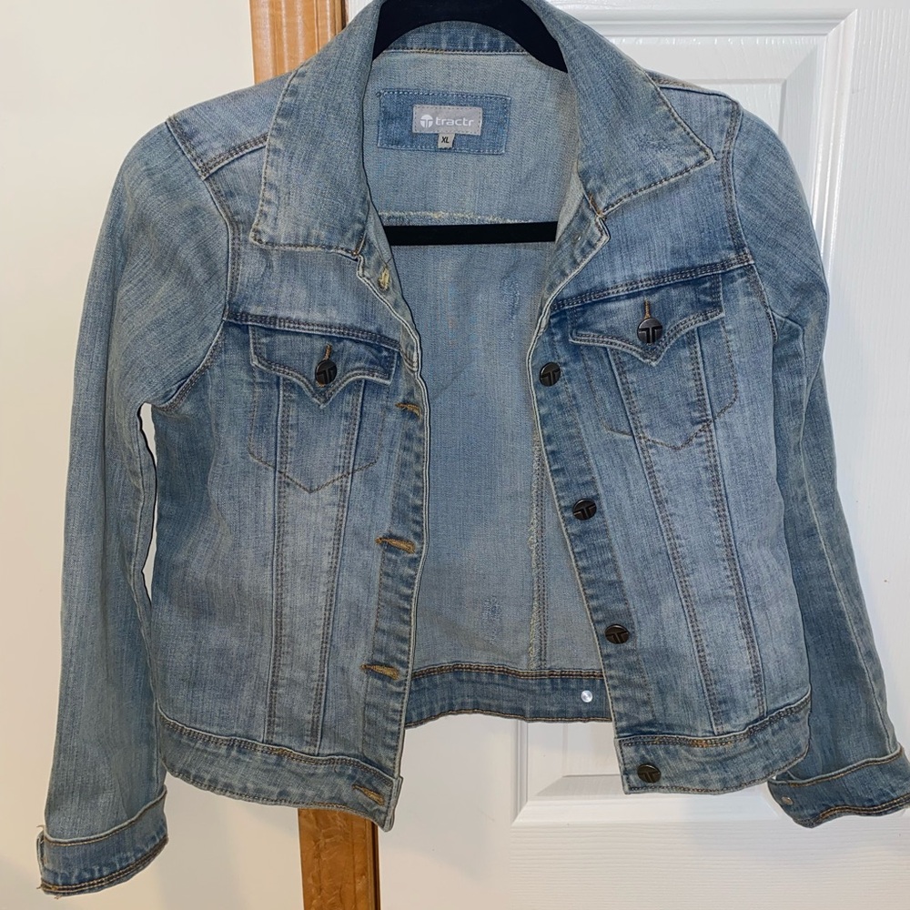 Tractr Blue Jean Jacket Classic Denim Style